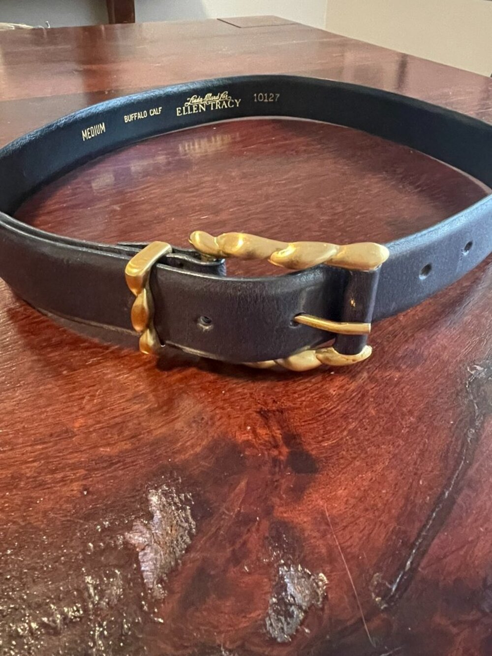 Linda Allard for Ellen Tracy Buffalo Calf Leather Belt Black with Gold Buckle M